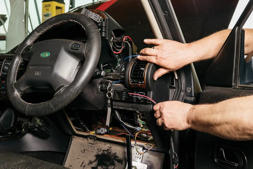 Connecting the electrical system