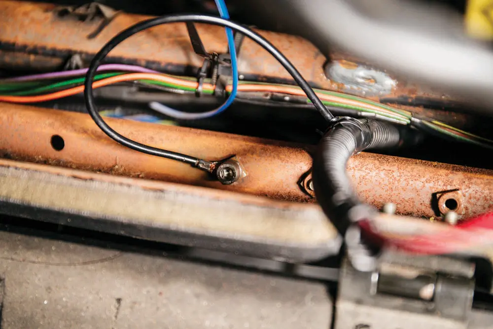 Connecting the electrical system