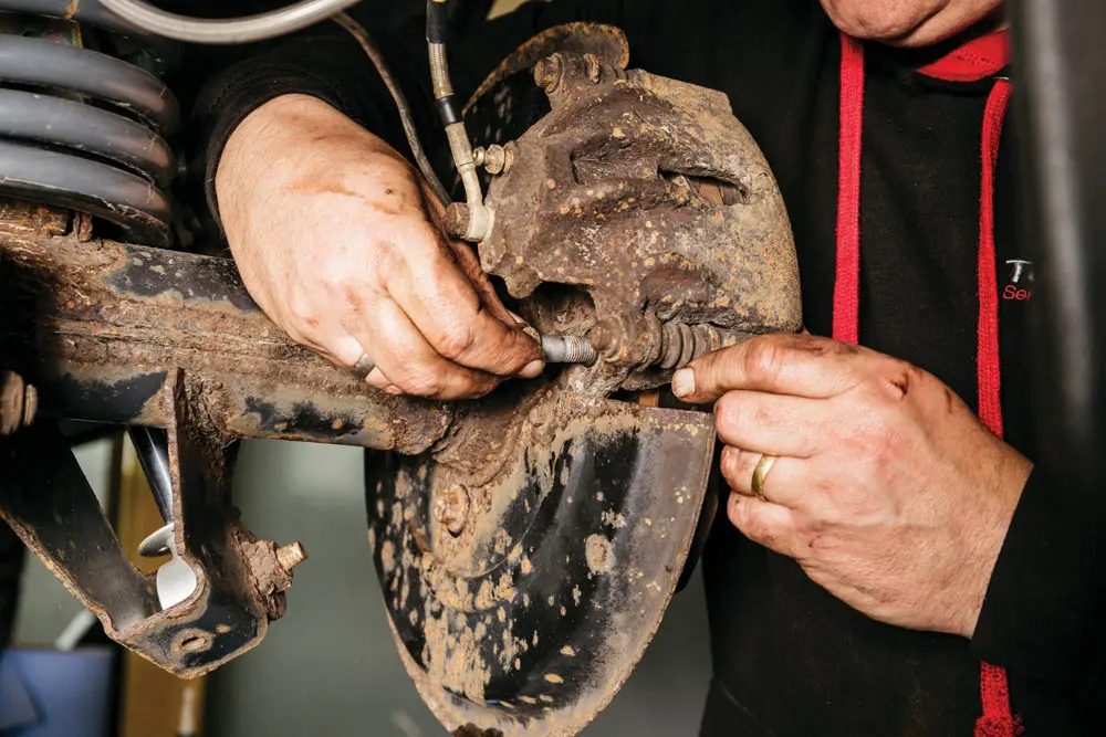 Refitting the diff assembly (4)