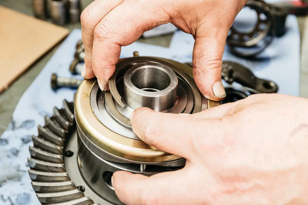 Reinstalling the Clutch Mechanism